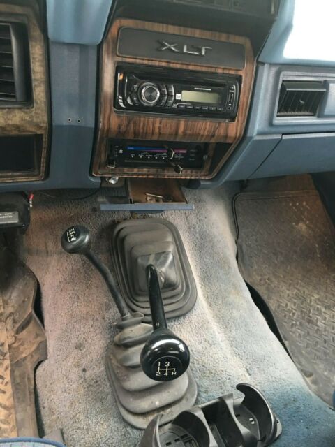 1986 Ford F-250 - photo 12
