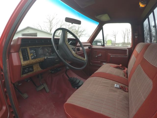 1986 Ford F-250 FULL SIZE-STANDARD CAB - photo 11