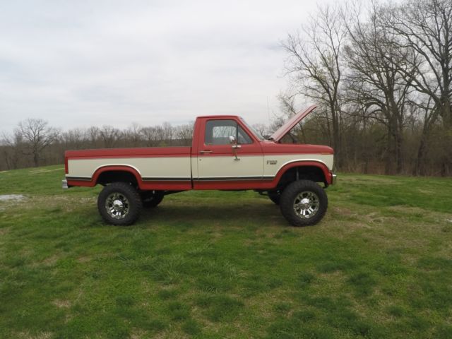 1986 Ford F-250 FULL SIZE-STANDARD CAB - photo 2