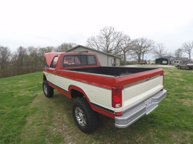 1986 Ford F-250 FULL SIZE-STANDARD CAB - photo 4