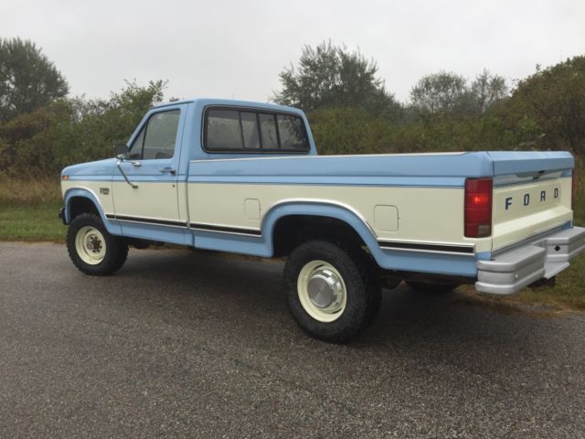 1986 Ford F-250 XL - photo 2