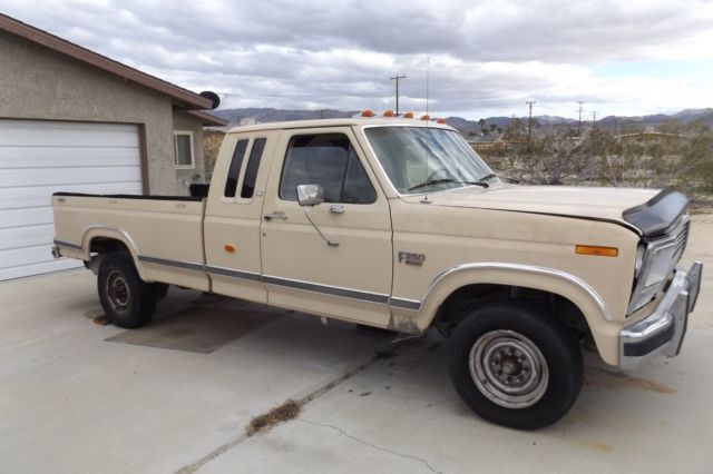 1986 Ford F-250 XLT - photo 2