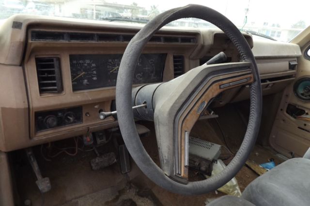 1986 Ford F-250 XLT - photo 8