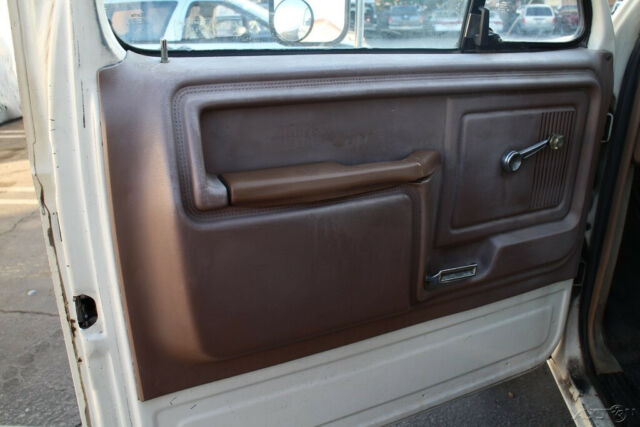 1986 Ford F-350 - photo 10