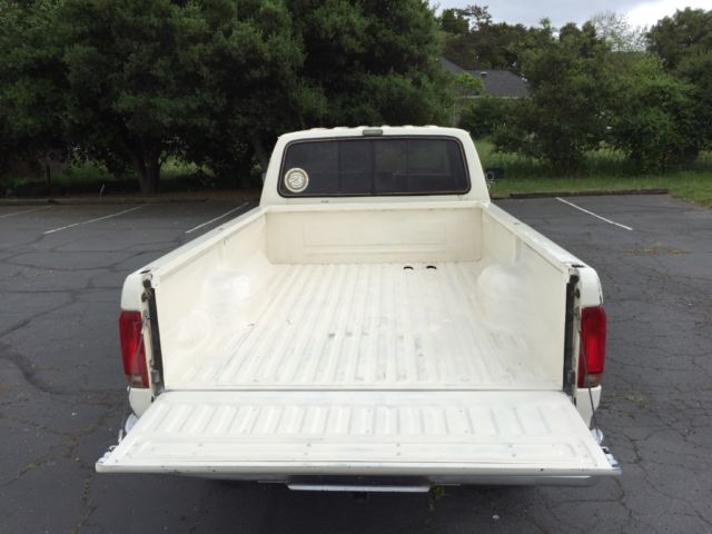 1986 Ford F-350 CREW CAB - photo 9