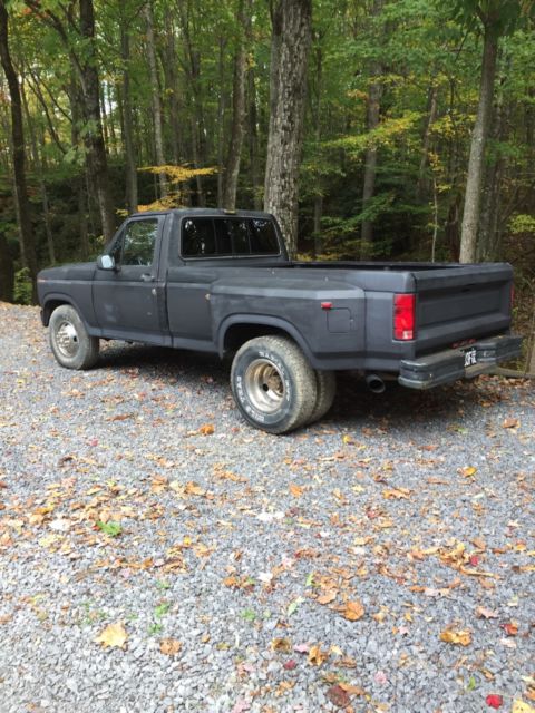 1986 Ford F-350 Custom - photo 2