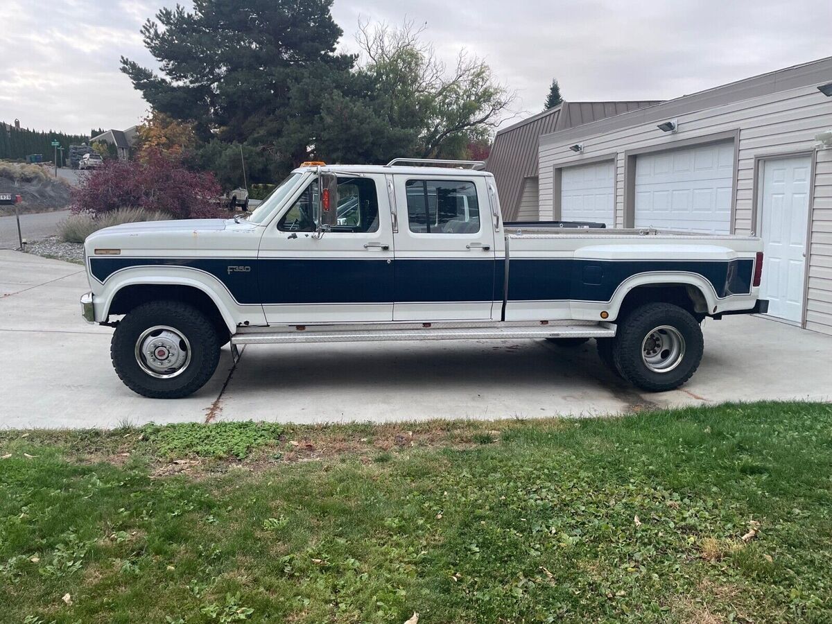 1986 Ford F-350 crew cab dually - photo 4