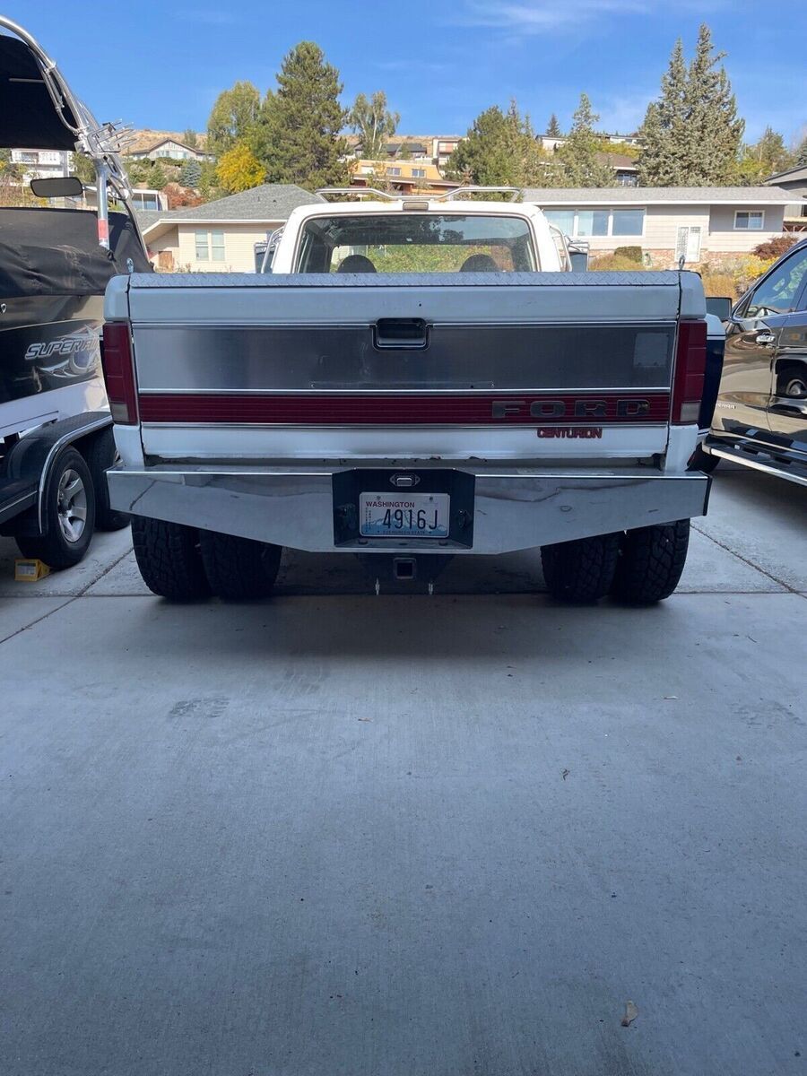 1986 Ford F-350 crew cab dually - photo 6