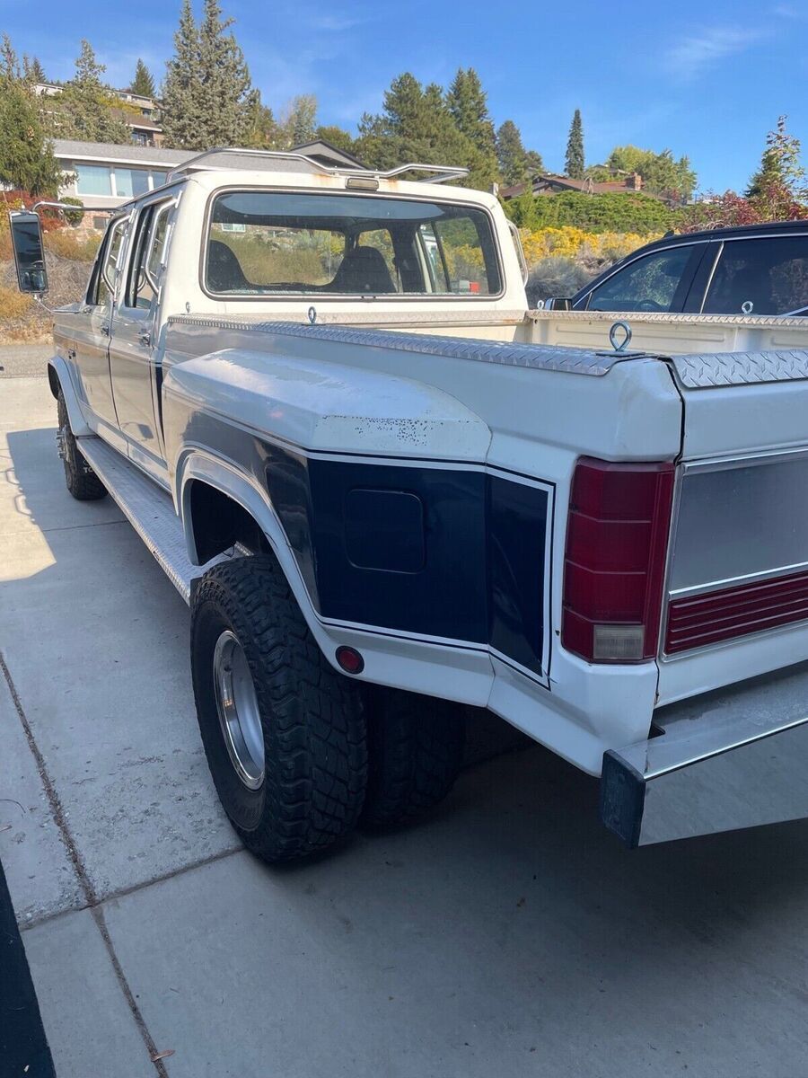 1986 Ford F-350 crew cab dually - photo 8