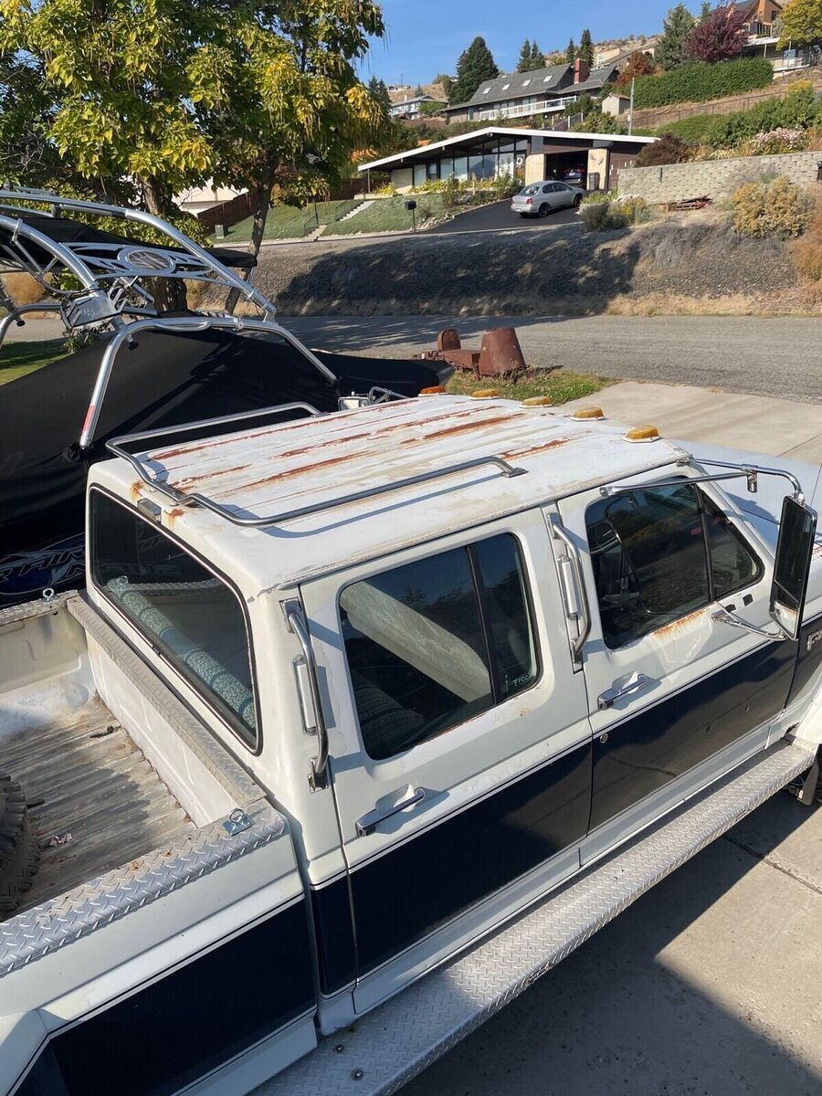 1986 Ford F-350 crew cab dually - photo 9