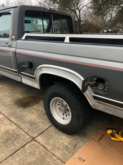 1986 Ford F-150 XLT - photo 5