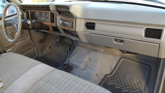1986 Ford F-150 4X4 5.0 EFI 302 V8 RUST FREE CALIFORNIA TRUCK 4WD - photo 12