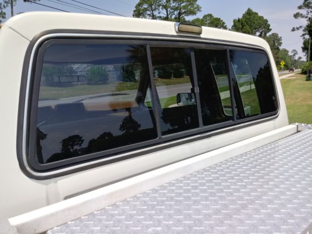 1986 Ford F-150 2-tone an chrome package - photo 10