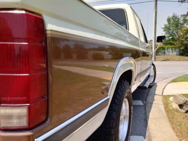 1986 Ford F-150 2-tone an chrome package - photo 5