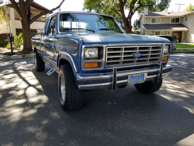 1986 Ford F-250 LARIAT - photo 4