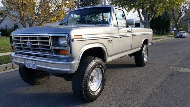 1986 Ford F-250 4X4 SUPER NICE & CLEAN RUST FREE CALIFORNIA TRUCK - photo 2