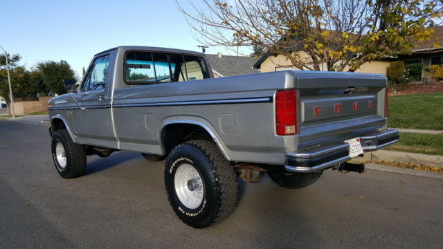 1986 Ford F-250 4X4 SUPER NICE & CLEAN RUST FREE CALIFORNIA TRUCK - photo 4