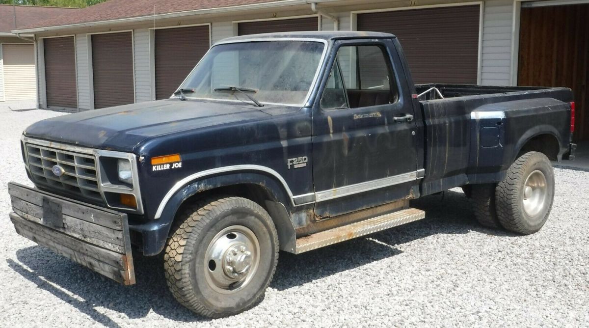 1986 FORD F250 DUALLY PICK-UP TRUCK...NOT RUNNING BUT COMPLETE, PARKED 15 YEARS 1986 Ford F-250