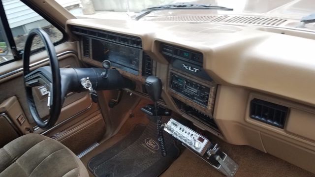 1986 Ford F-250 Lariat - photo 10