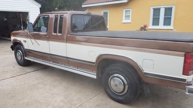 1986 Ford F-250 Lariat - photo 4