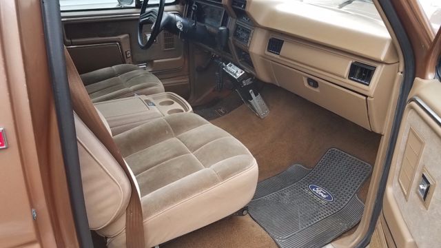 1986 Ford F-250 Lariat - photo 8