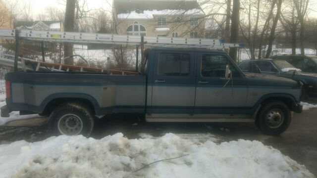 1986 Ford F-350 - photo 3