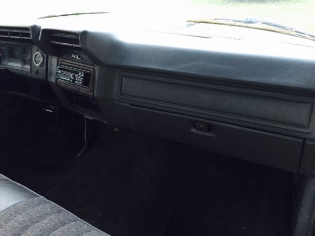 1986 Ford F-350 - photo 9