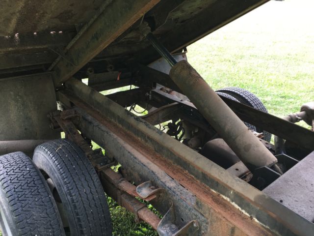 1986 Ford F-350 - photo 6
