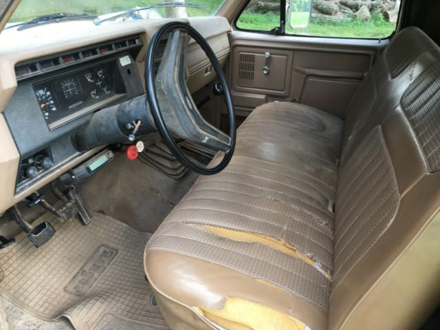 1986 Ford F-350 - photo 8