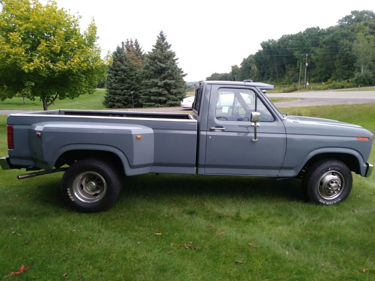 1986 Ford F-350 - photo 4