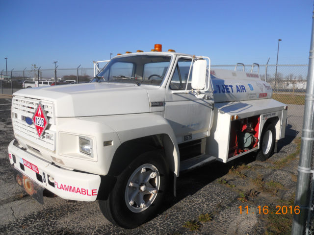 1986 Ford Other Pickups Base Straight Truck - Medium Conventional - photo 3