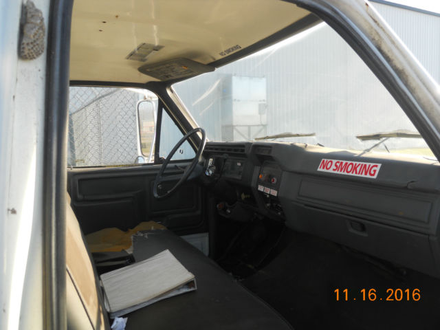 1986 Ford Other Pickups Base Straight Truck - Medium Conventional - photo 8