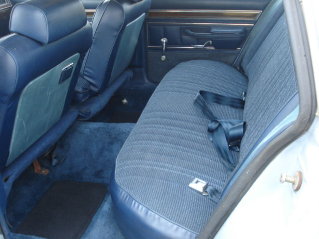 1986 Ford Crown Victoria Old Skool Wagon ! - photo 13