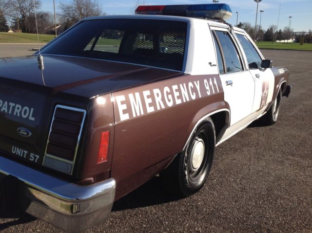 1986 Ford Crown Victoria Ltd - photo 10