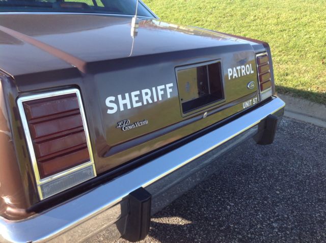 1986 Ford Crown Victoria Ltd - photo 5