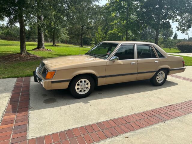 1986 Ford LTD - photo 8