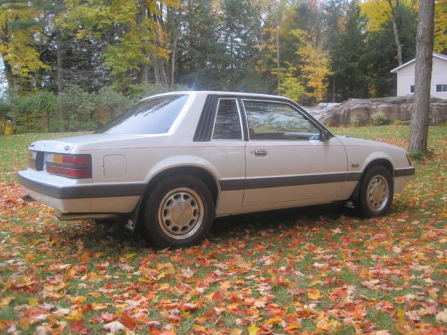 1986 Ford Mustang LX - photo 5