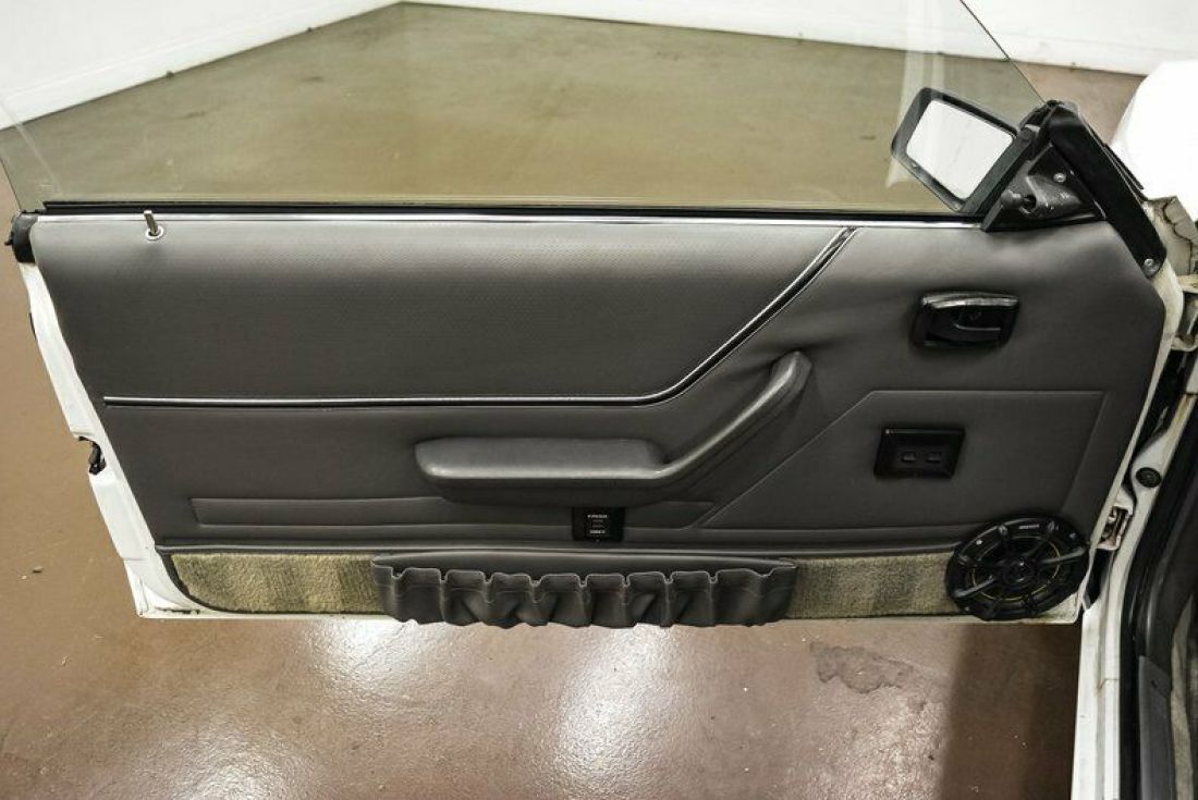 1986 Ford Mustang - photo 12