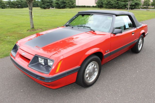 1986 Ford Mustang GT - photo 9