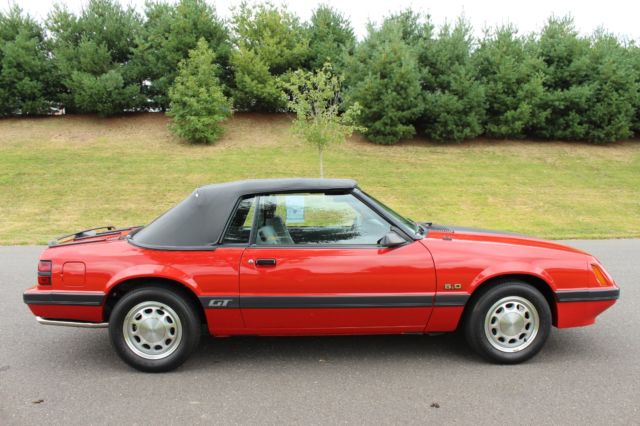 1986 Ford Mustang GT - photo 3