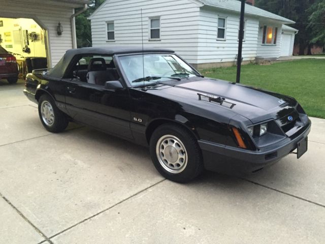 1986 Ford Mustang GT - photo 4