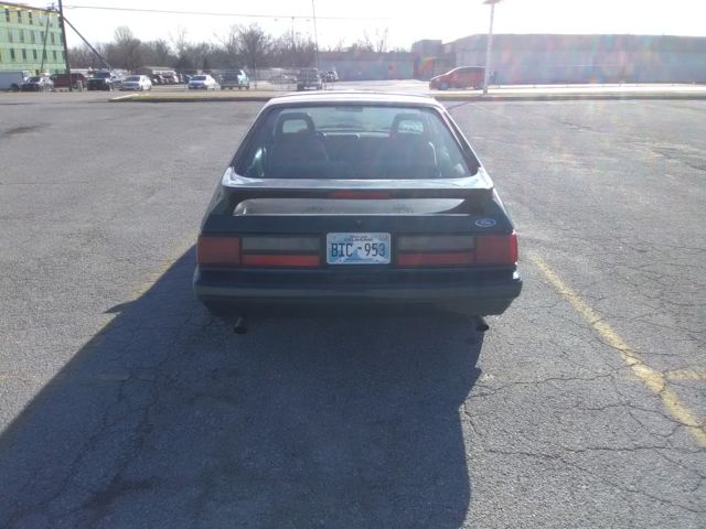 1986 Ford Mustang GT - photo 4