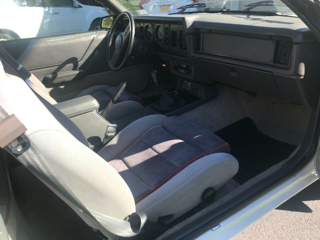 1986 Ford Mustang LX - photo 6
