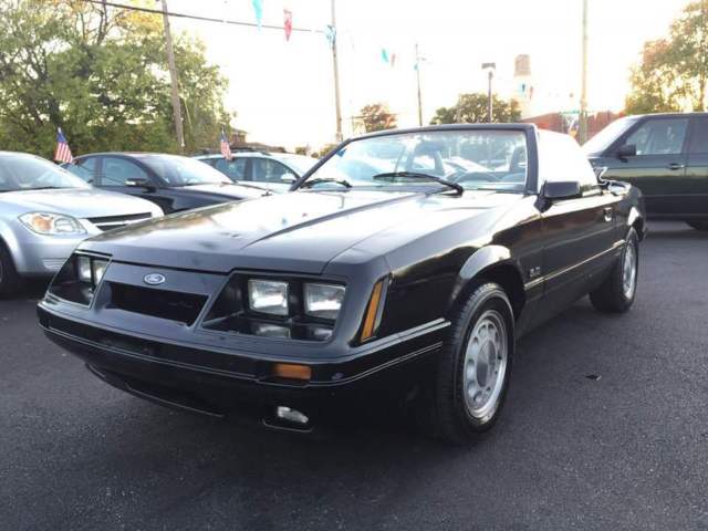 1986 Ford Mustang GT - photo 10
