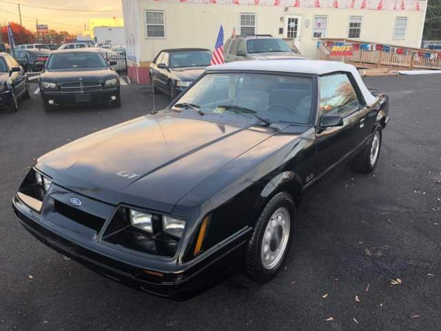 1986 Ford Mustang GT - photo 11