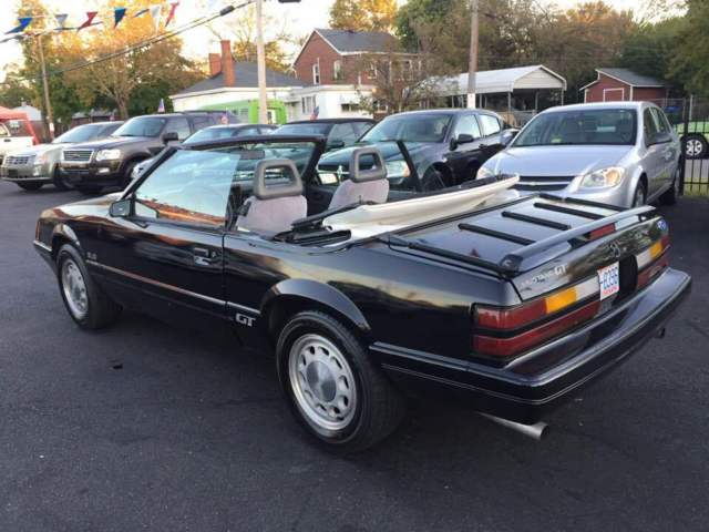 1986 Ford Mustang GT - photo 13