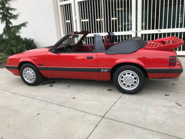 1986 Ford Mustang gt 5.0 - photo 7