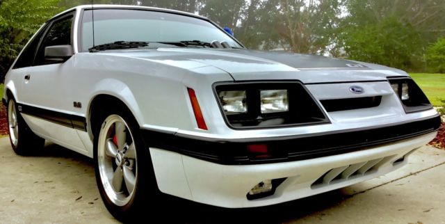 1986 Ford Mustang 2D Hatchback - photo 2