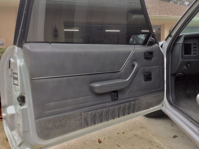 1986 Ford Mustang 2D Hatchback - photo 8