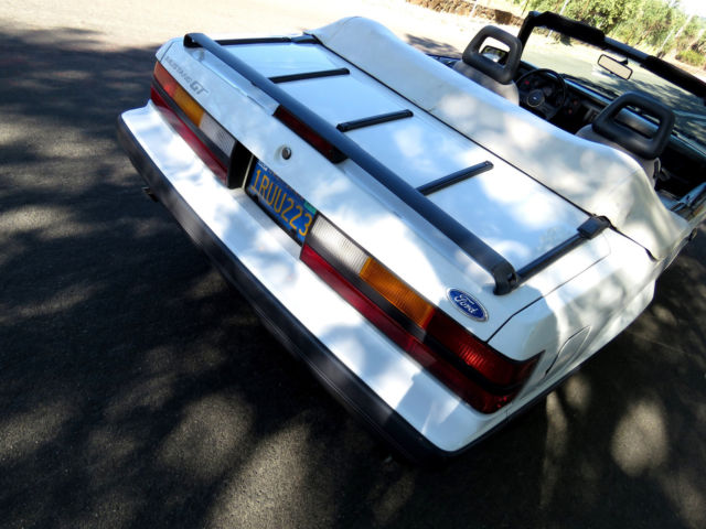 1986 Ford Mustang GT - photo 13